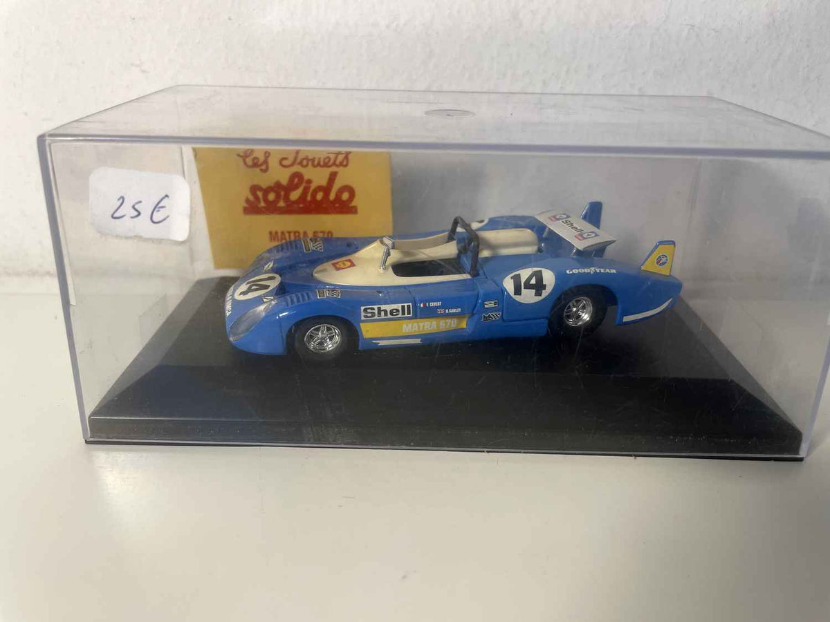 Matra 670 bleue et blanche numéro 14 (Solido)