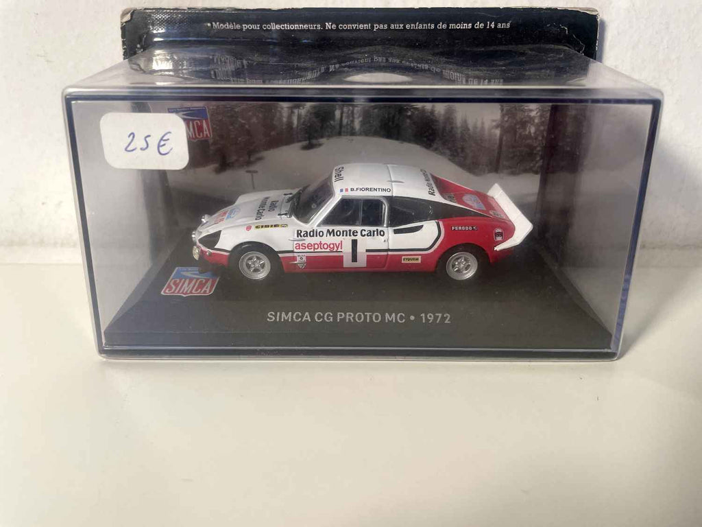 Wäiss a rout Simca CG Proto MC vun 1972