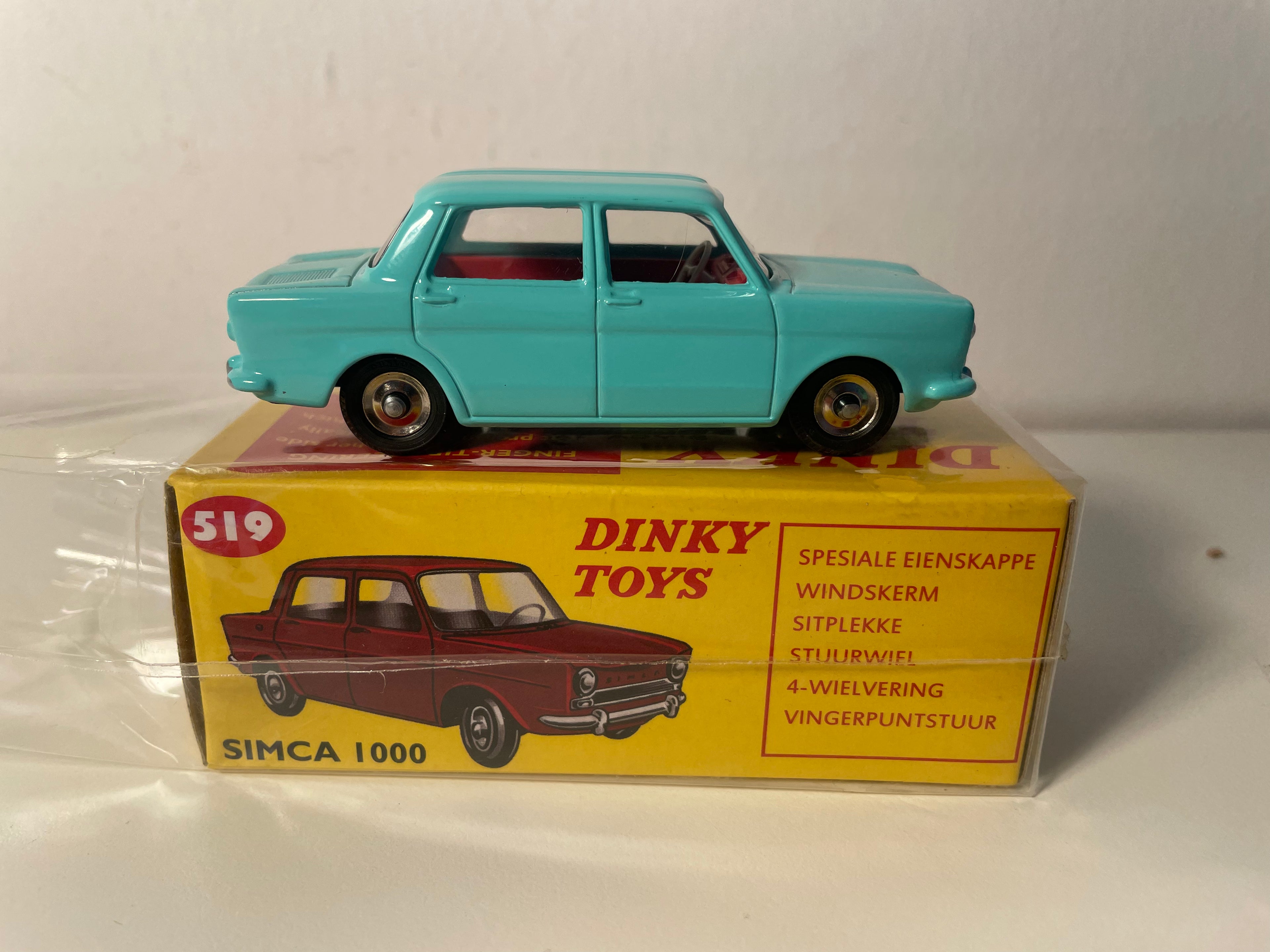 Simca 1000 azul pálido - DINKY-TOYS (Ediciones Atlas) - N°519