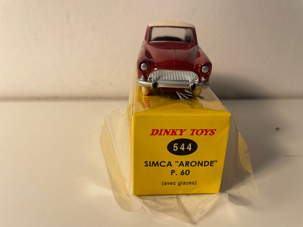 Simca Aronde P60 bordeaux e teto branco - Dinky-Toys (Editions Atlas) - N°544