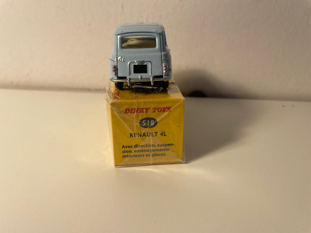 Renault bleue pâle - Dinky-Toys (Editions Atlas) - N°518