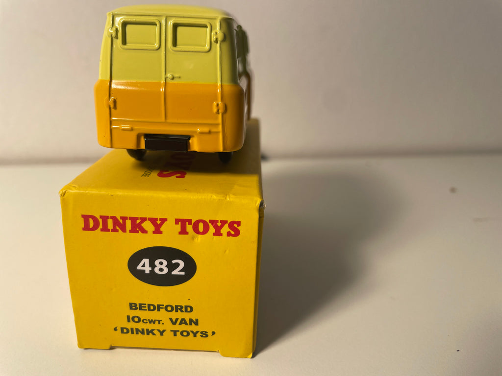 Fourgon Van Bedford 10 cwt jaune et orange (estampillé Dinky-Toys) - Dinky-Toys (Editions Atlas) - N°482