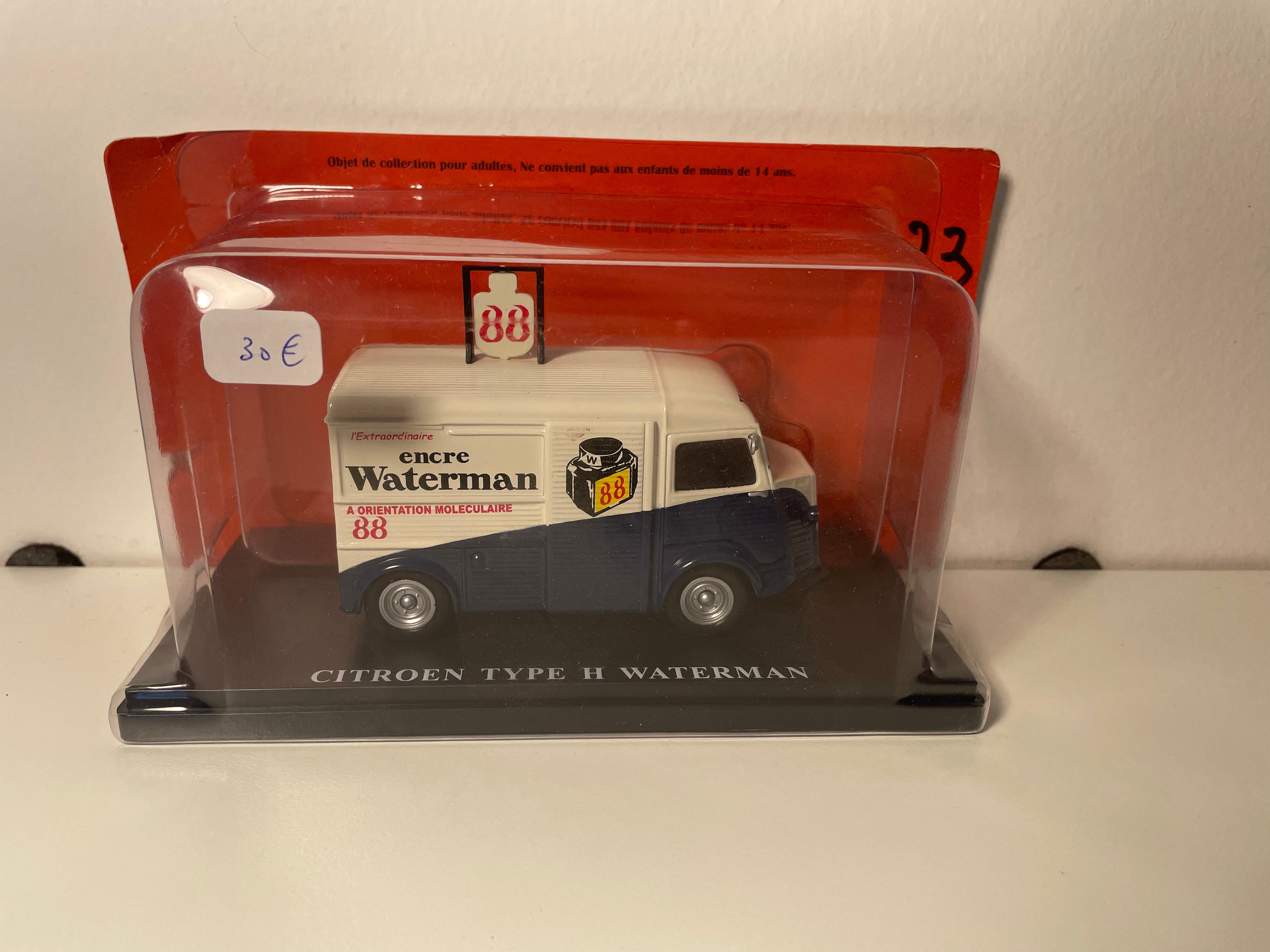 Citroën Type H Blauw en Beige met WATERMAN Reclame