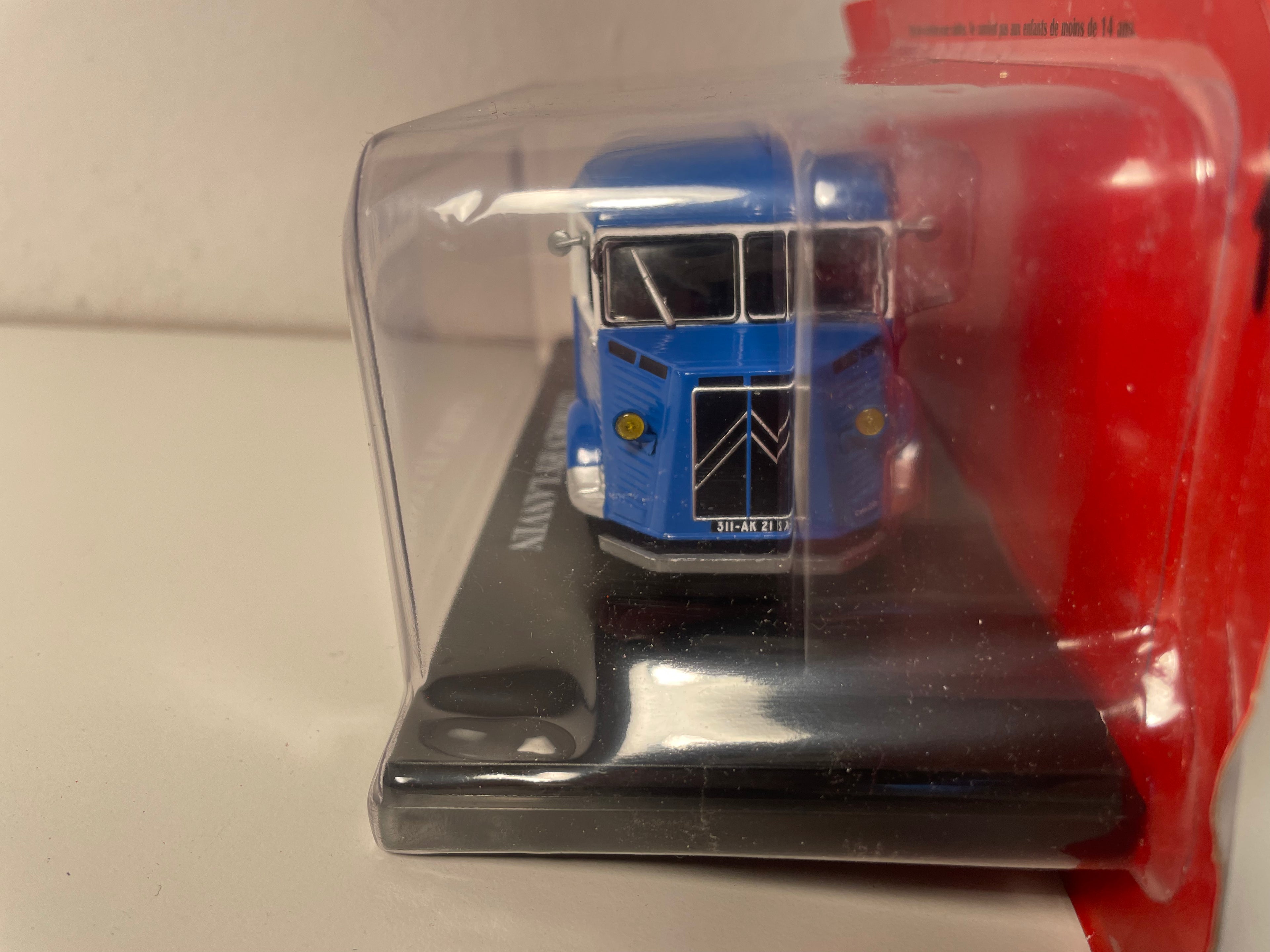 Citroën HY blue and white with LANVIN (chocolates) advertising