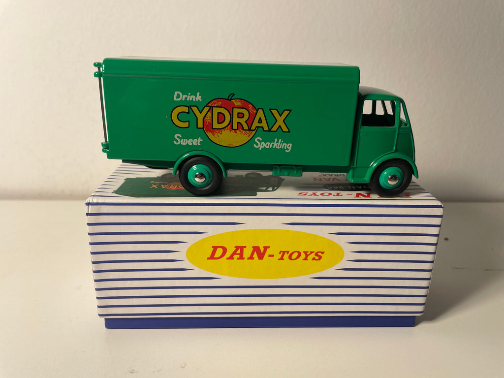 Camión GUY Van verde - referencia DAN-TOYS DAN-266 (Ediciones Atlas)
