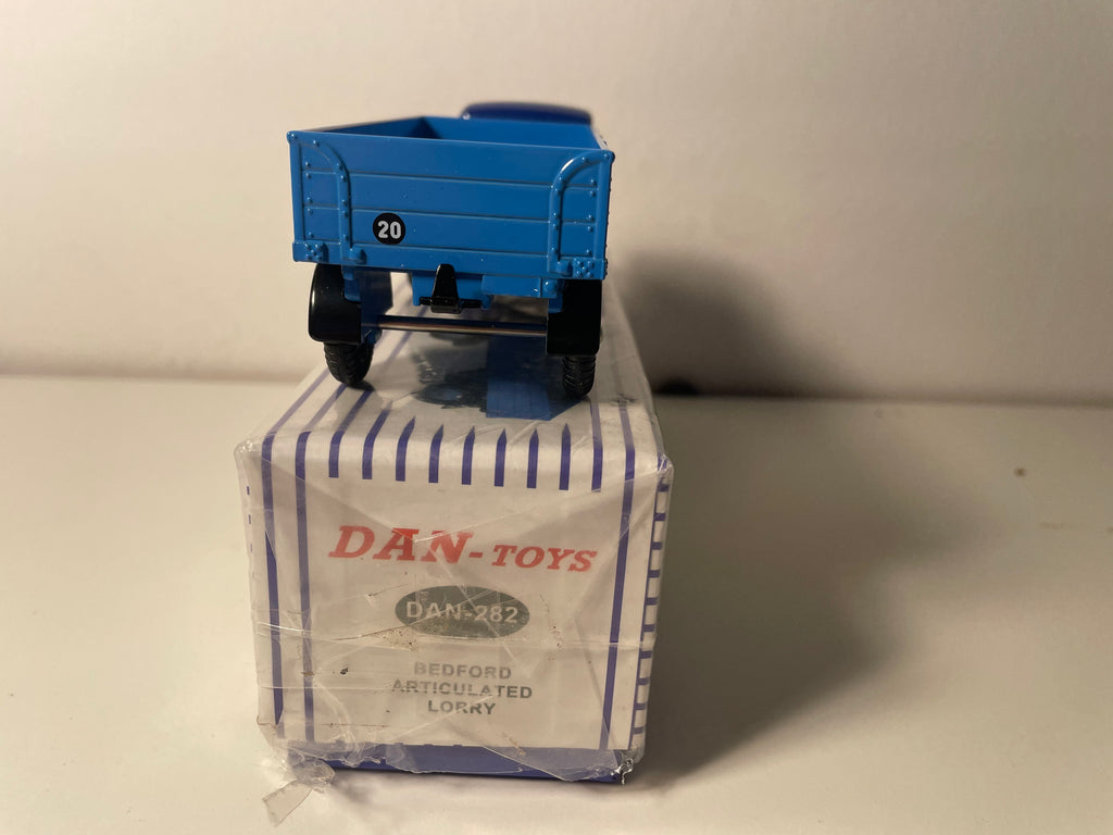 Articulated Bedford Lorry Blue - DAN-TOYS reference DAN-282 (Editions Atlas)