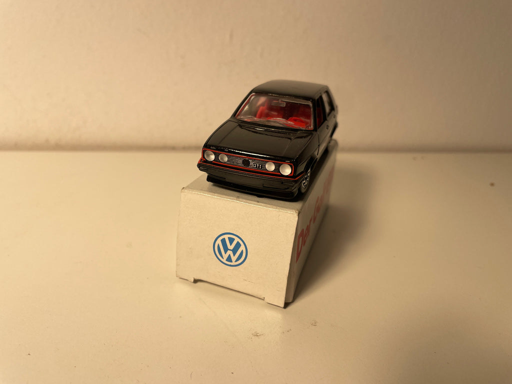 Volkswagen Golf GTI schwaarz - SCHABAK Modell (deutsche Fabrikatioun)