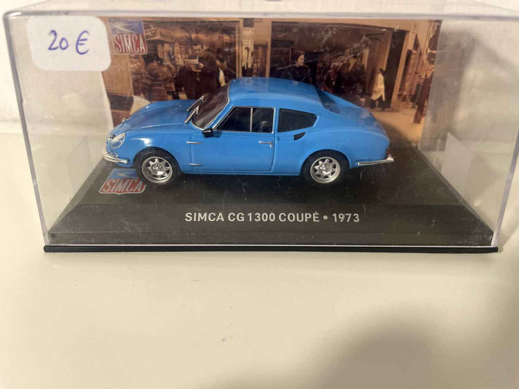 SIMCA CG 1300 niebieskie coupé z 1973 roku