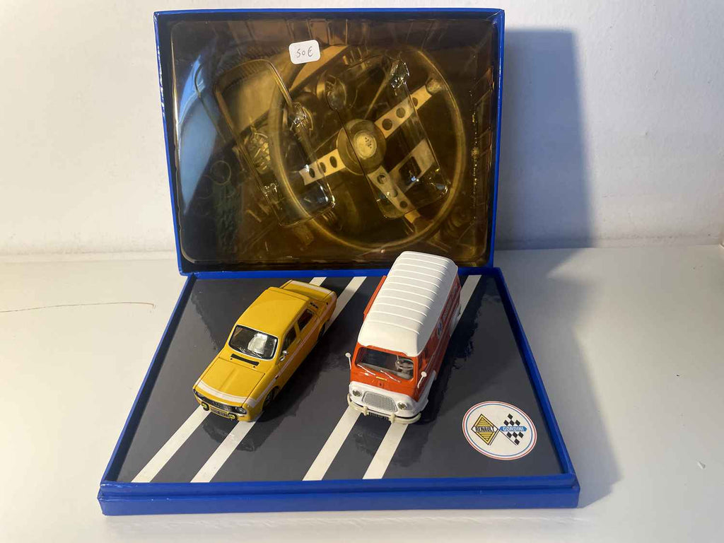 Caja Renault con un R12 amarillo de 1971 y un estafette naranja de 1965 (caja rectangular azul) NOREV