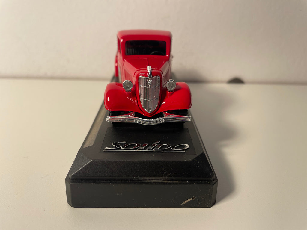 Ford V8 Charbonnier rout - Solido Referenz 4435