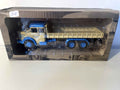 BERNARD 6R 180 beige en blauwe vrachtwagen (vrachtwagen met laadbak)