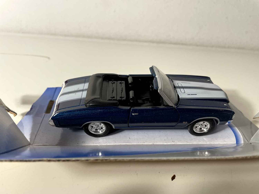 Chevrolet Chevelle SS 454 Azul e Branco