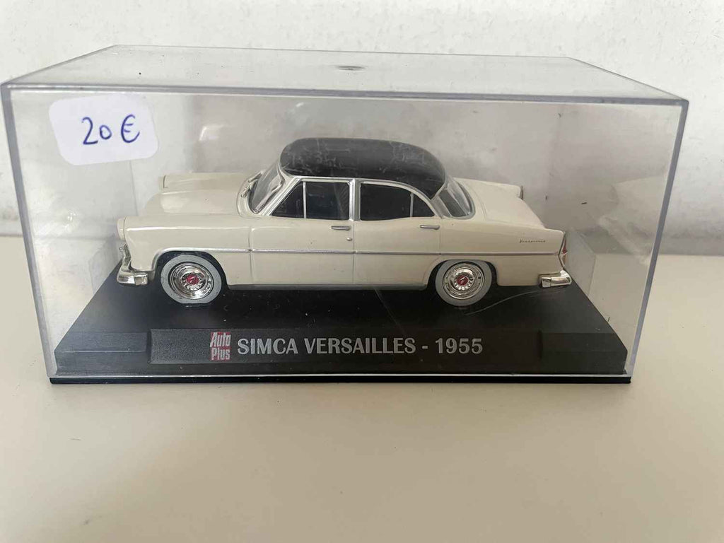 SIMCA Versailles gebroken wit en zwart dak uit 1955 (Auto Plus)