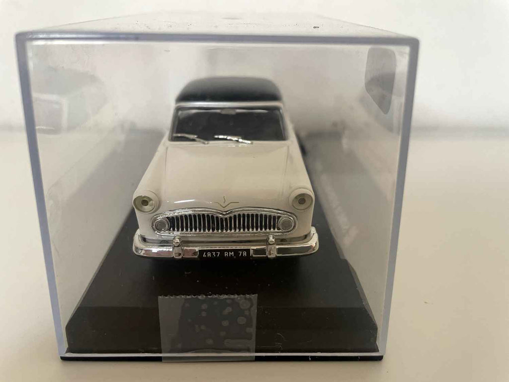 SIMCA Versailles gebroken wit en zwart dak uit 1955 (Auto Plus)