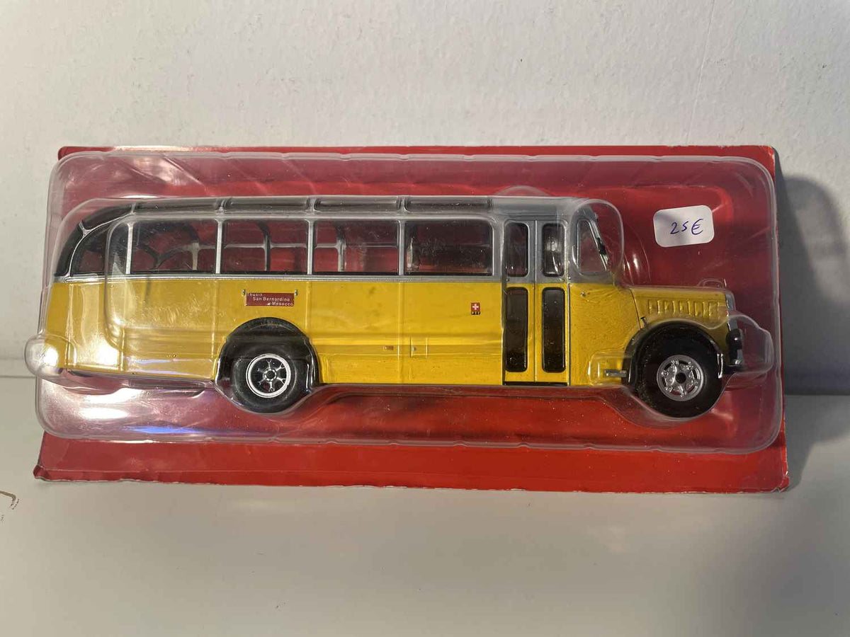 Autobus Saurer L4C z 1949 roku (autokar / autokar / autobus)