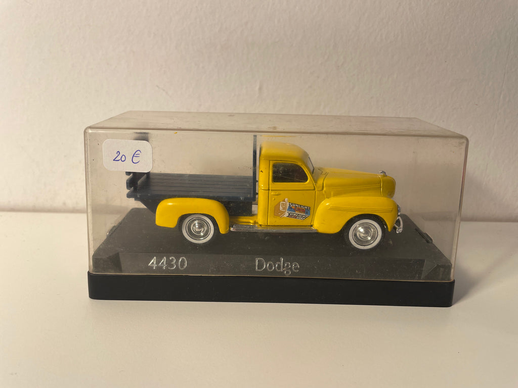 Dodge Flatbed Yellow and Blue - Solido Reference 4430