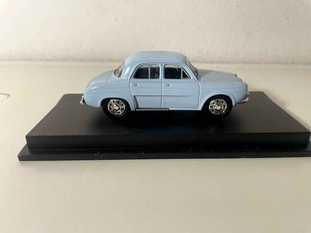 Renault Dauphine bleue pâle - Universal Hobbies