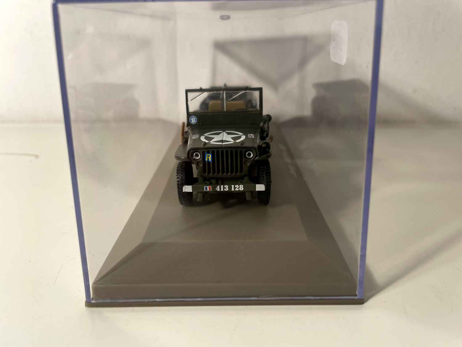 Jeep Willys MB en zijn aanhanger van de 2e DB - Atlas