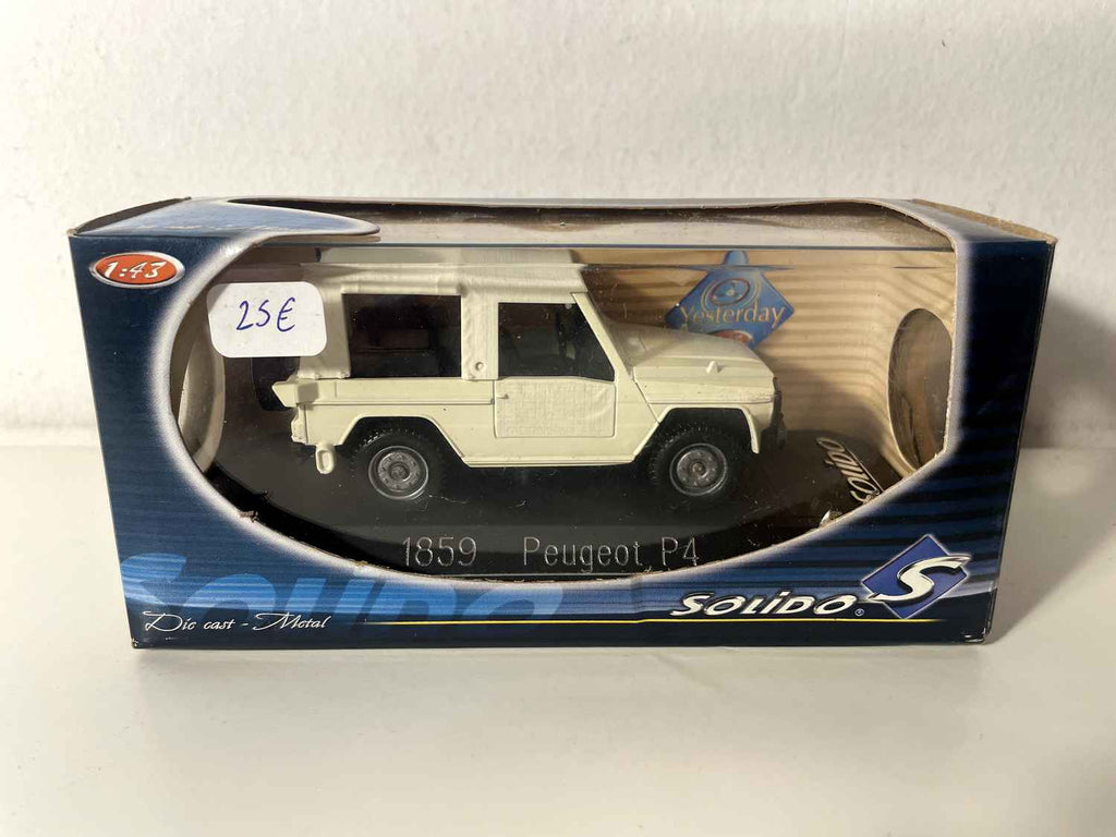 Peugeot P4 blanc cassé/beige clair? - Solido référence 1859