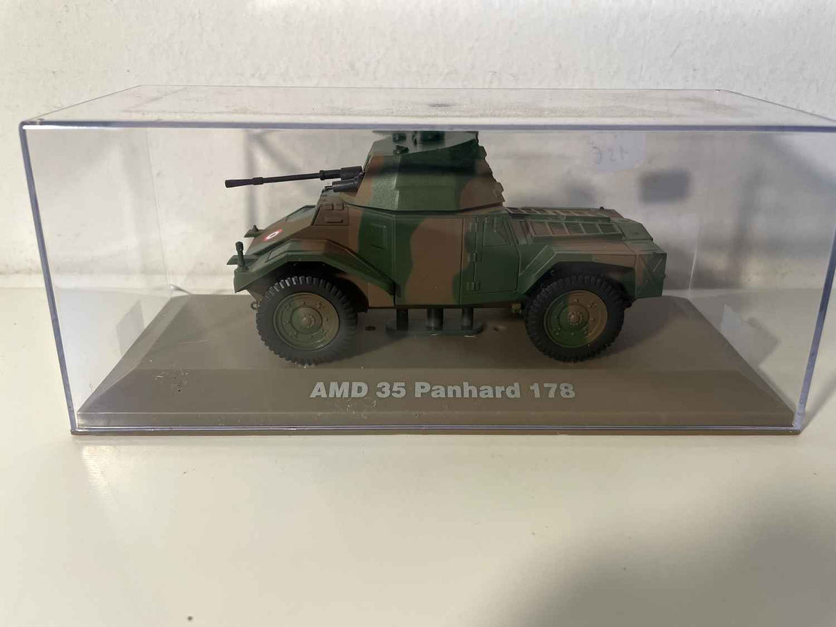 AMD 35 Panhard 178 Militärfahrzeug (Panzer) - Atlas