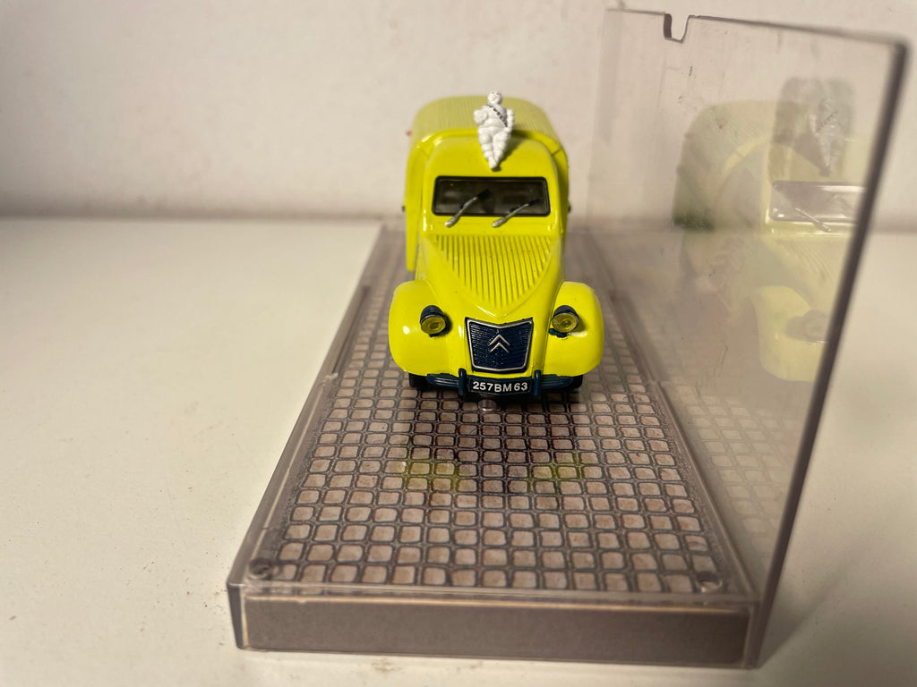 Citroën2 CV fourgonnette jaune MICHELIN - NOREV référence 156024
