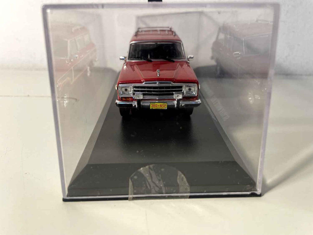 Jeep Grand Wagoneer Skyler White's ciemnoczerwony/bordowy i brązowy - Greenlight Collectibles
