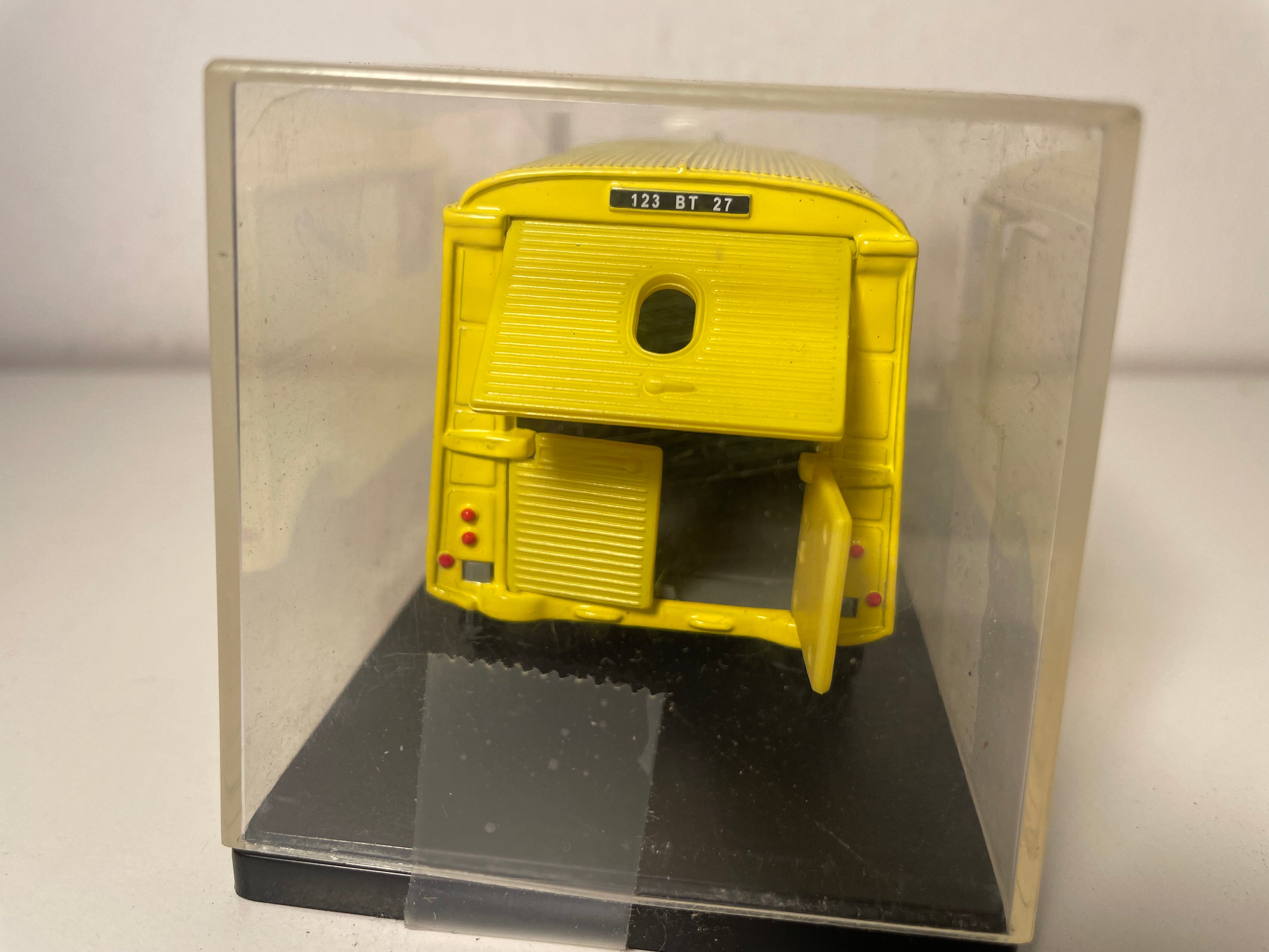 Citroën type H jaune MICHELIN (collection Les petits utilitaires français)