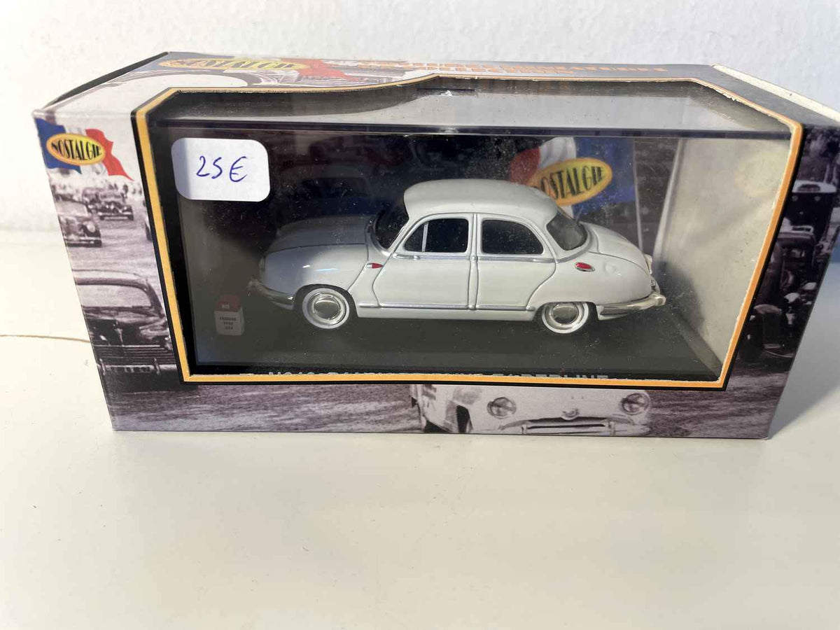 Panhard Dyna Z1 Berlina grigia - NOSTALGIE riferimento N013