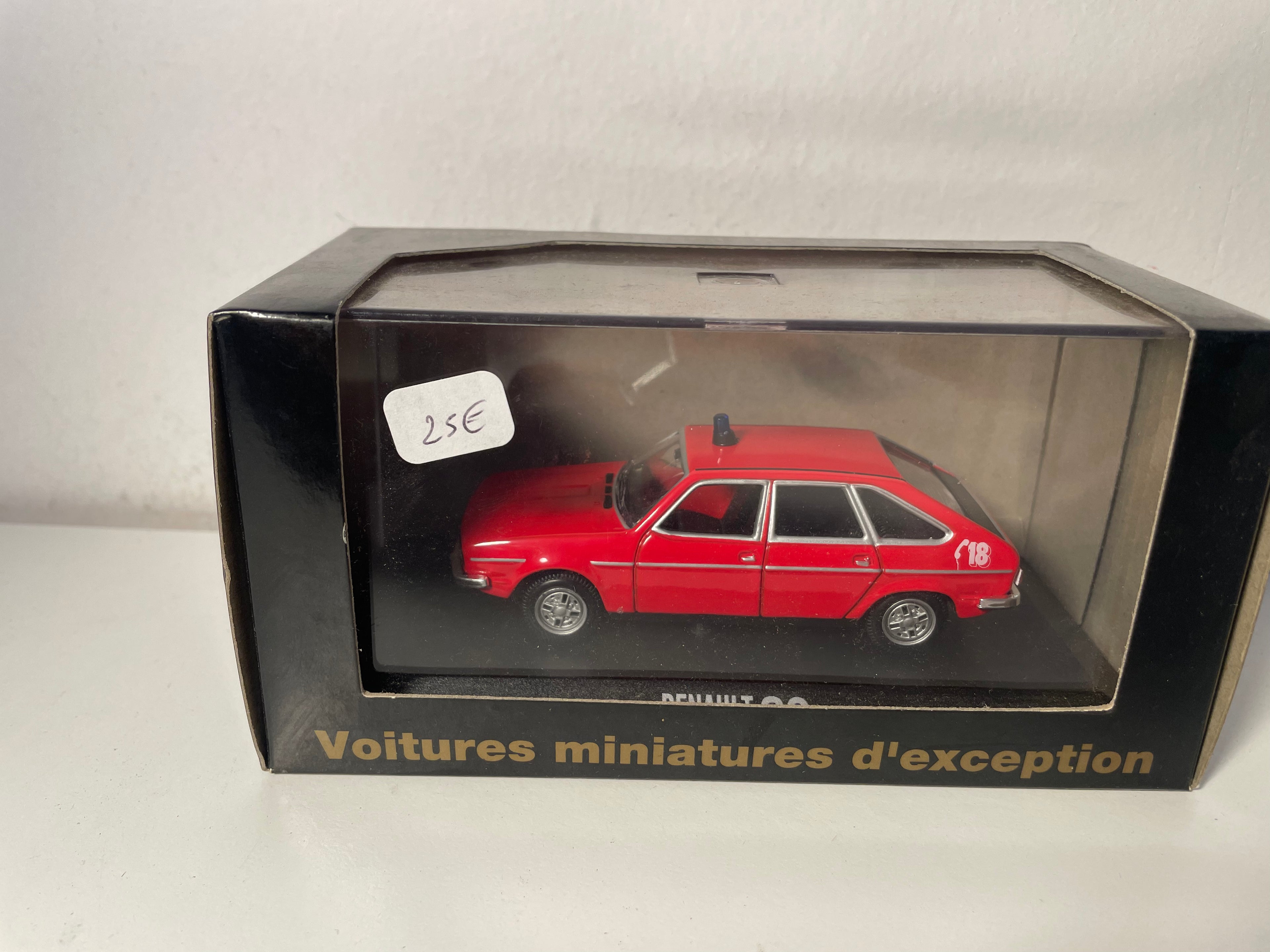 Renault 30 rojo POMPIERS
