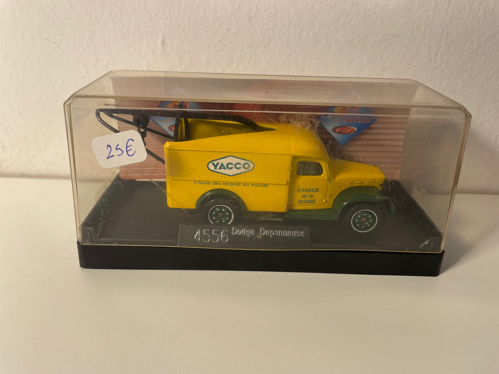 Dodge carro attrezzi giallo e verde del 1960 YACCO - Solido riferimento 4556 (scatola di cartone rosa)