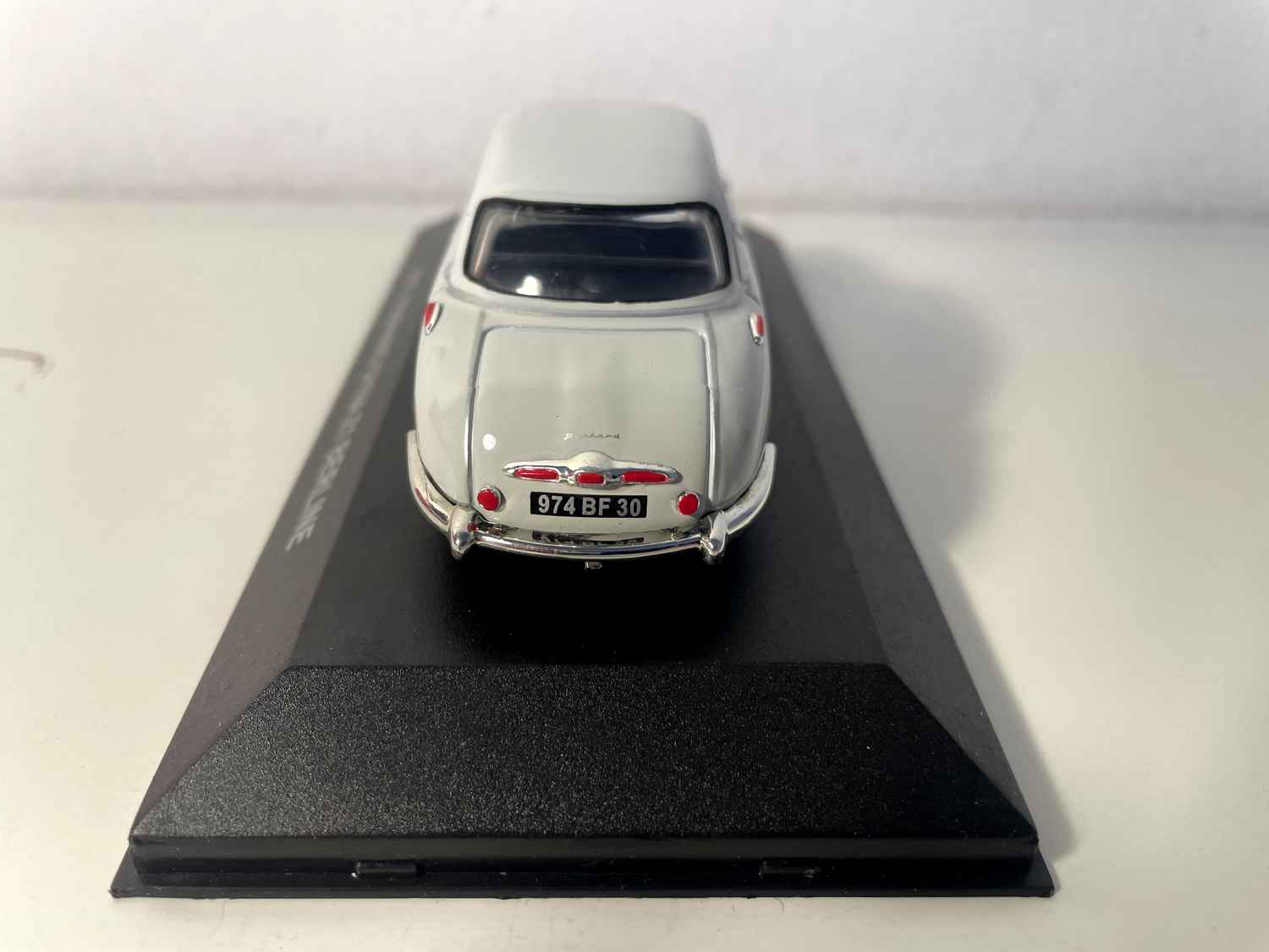 Panhard Dyna Z1 Berlina gris - NOSTALGIE referencia N013