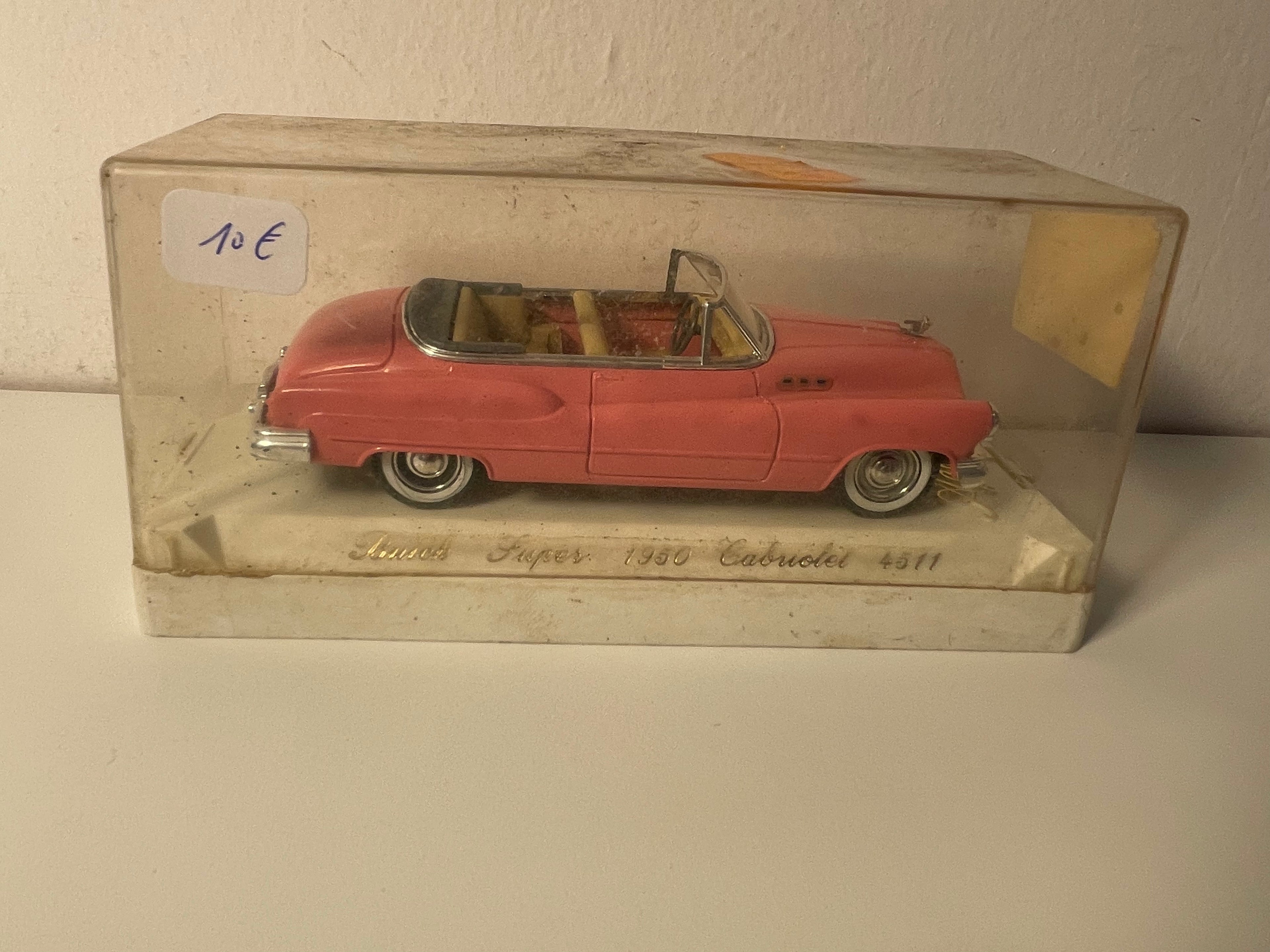 Buick Super Cabriolet Rosa de 1950 - Referência Solido 4511