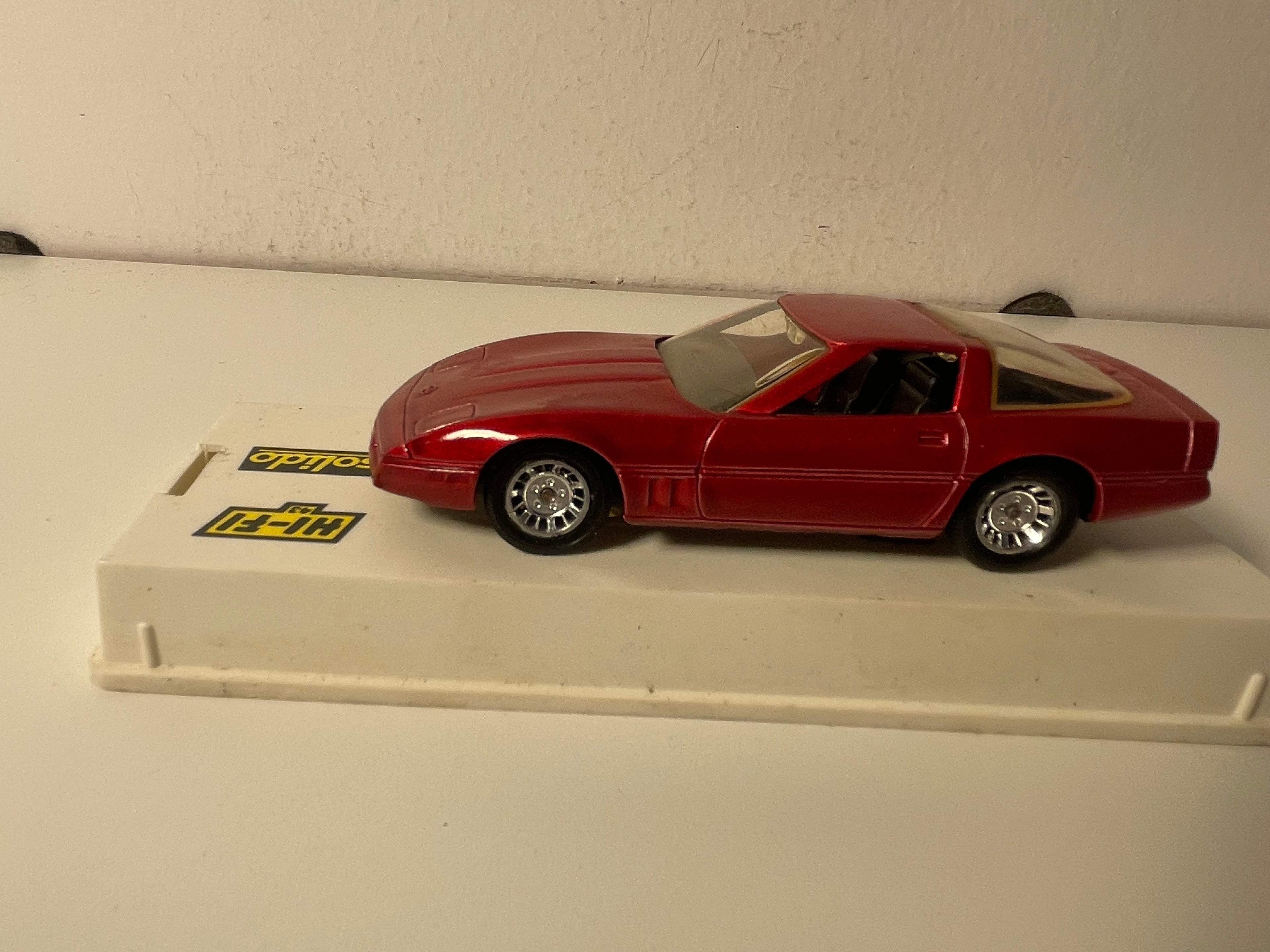 Chevrolet Corvette rouge - Solido référence 1513 (voiture américaine)