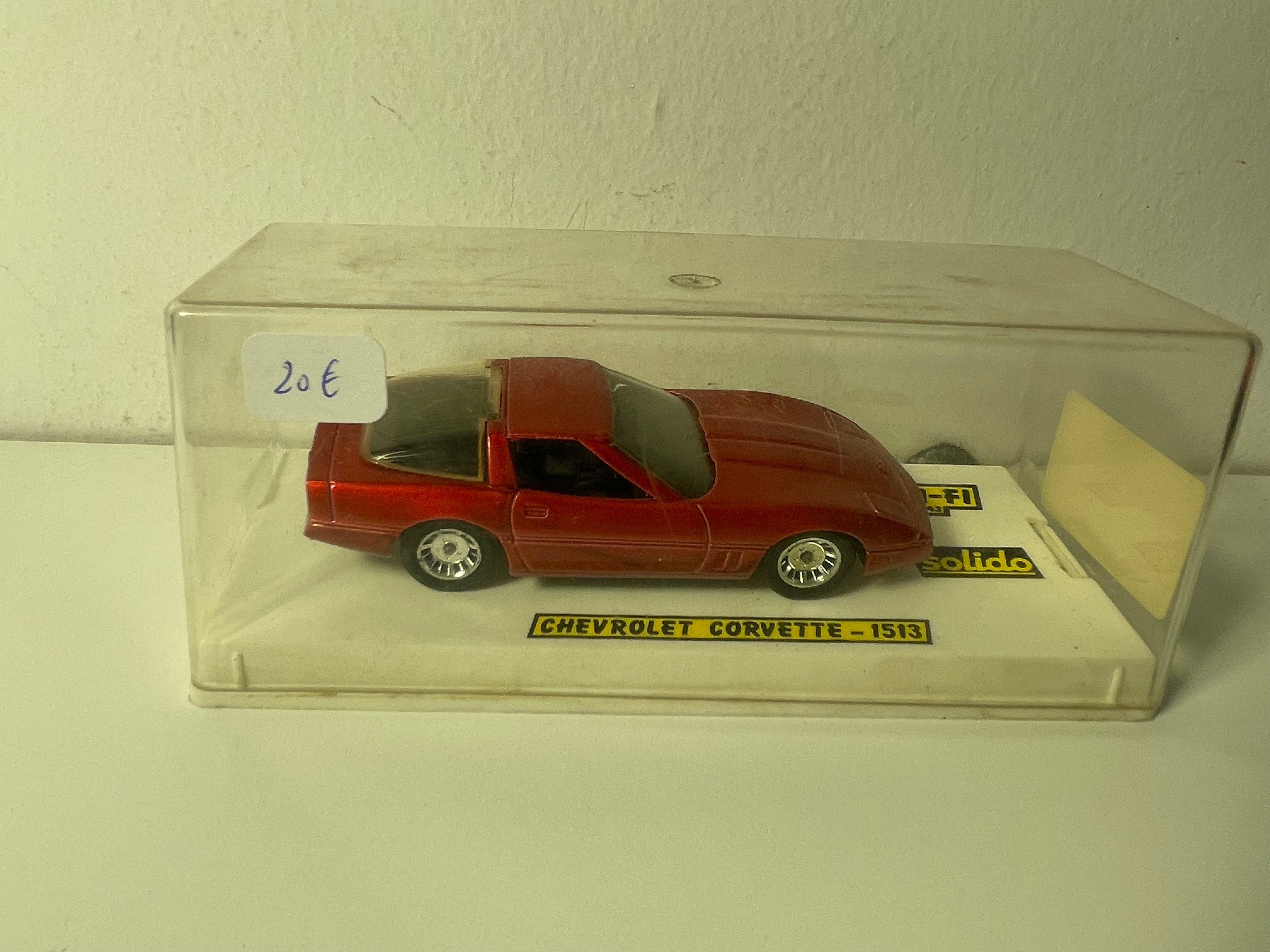 Chevrolet Corvette rouge - Solido référence 1513 (voiture américaine)