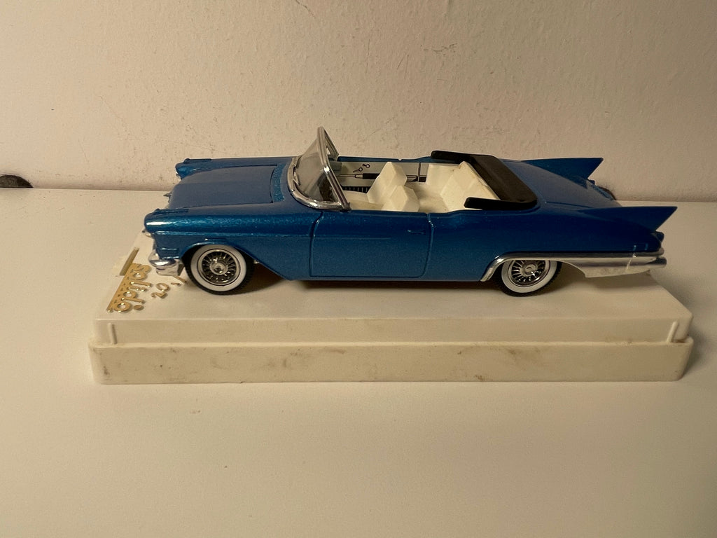 Cadillac Biarritz Cabriolet Bläich - Solido Referenz 4500