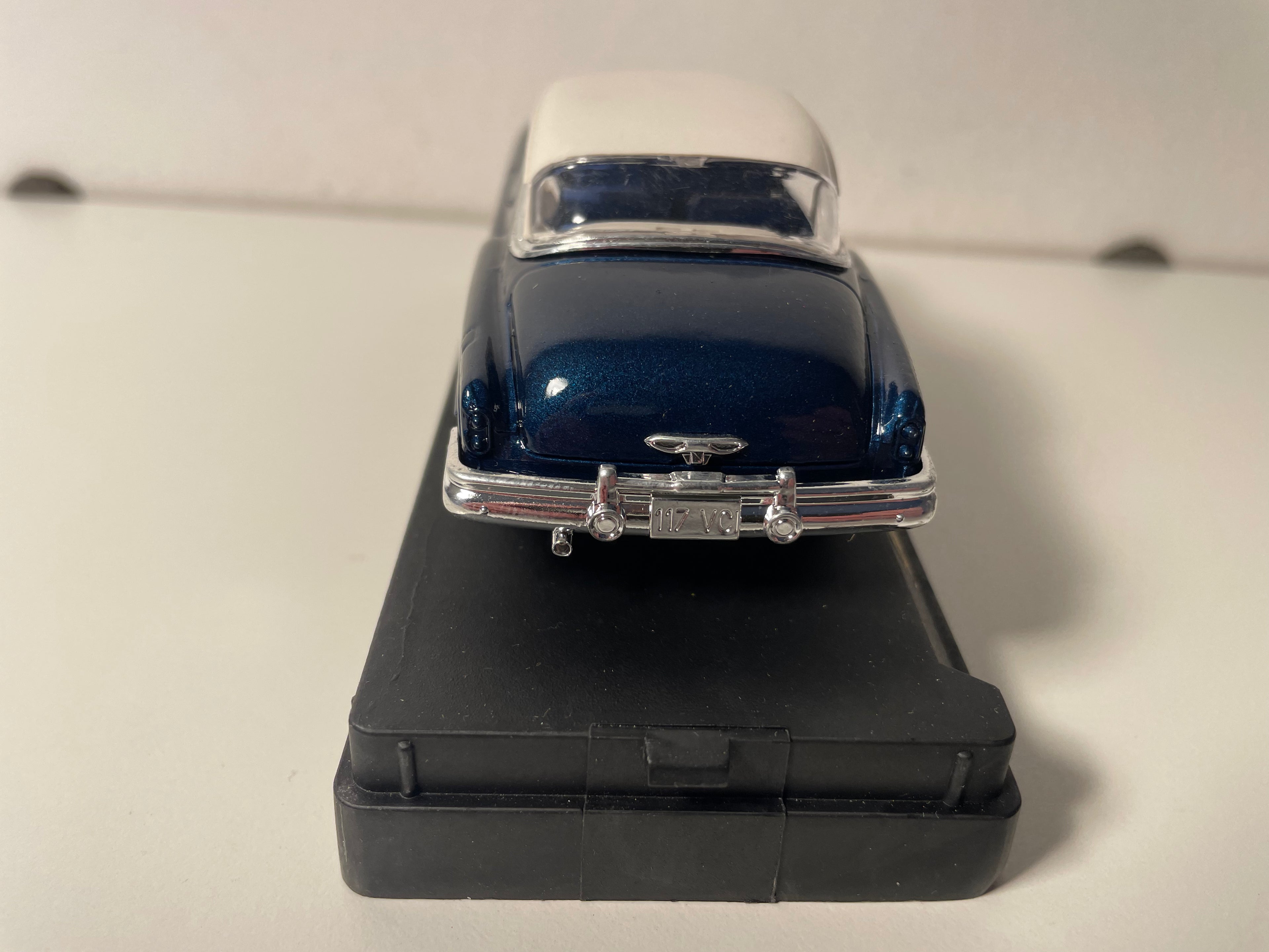 Buick super hard-top blo a crème Dack - Solido Referenz 4523