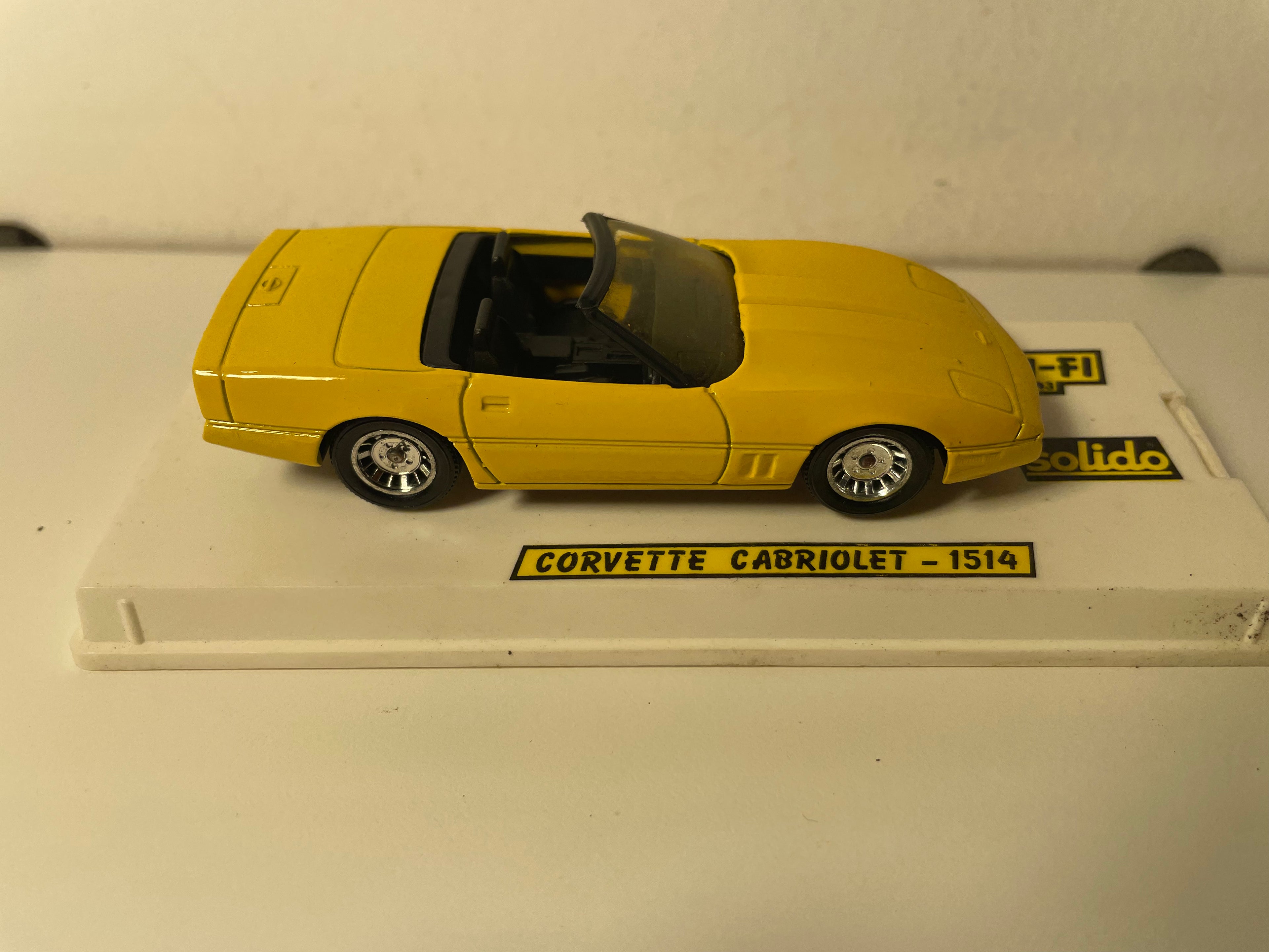 Chevrolet Corvette cabriolet żółty - Solido numer 1514