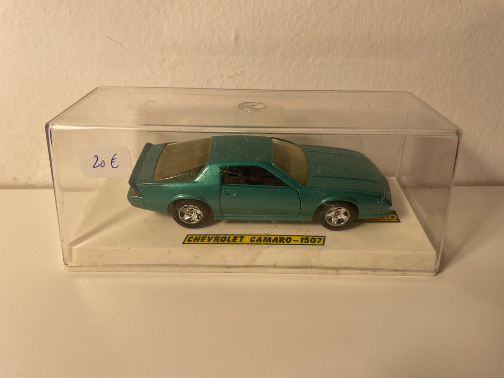 Chevrolet Camaro verte - Solido référence 1507 (voiture américaine)