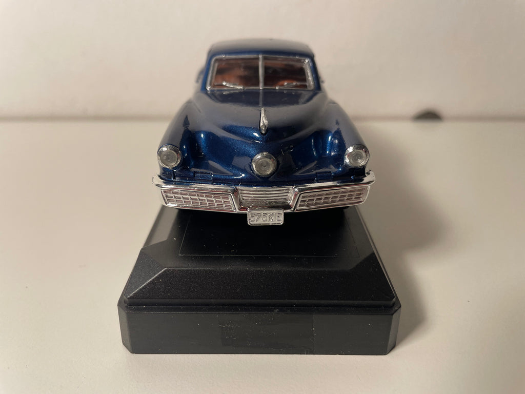 Tucker azul de 1948 - Solido referencia 4524