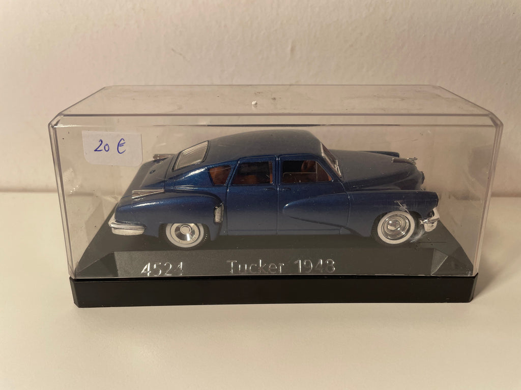 Tucker azul de 1948 - Solido referencia 4524
