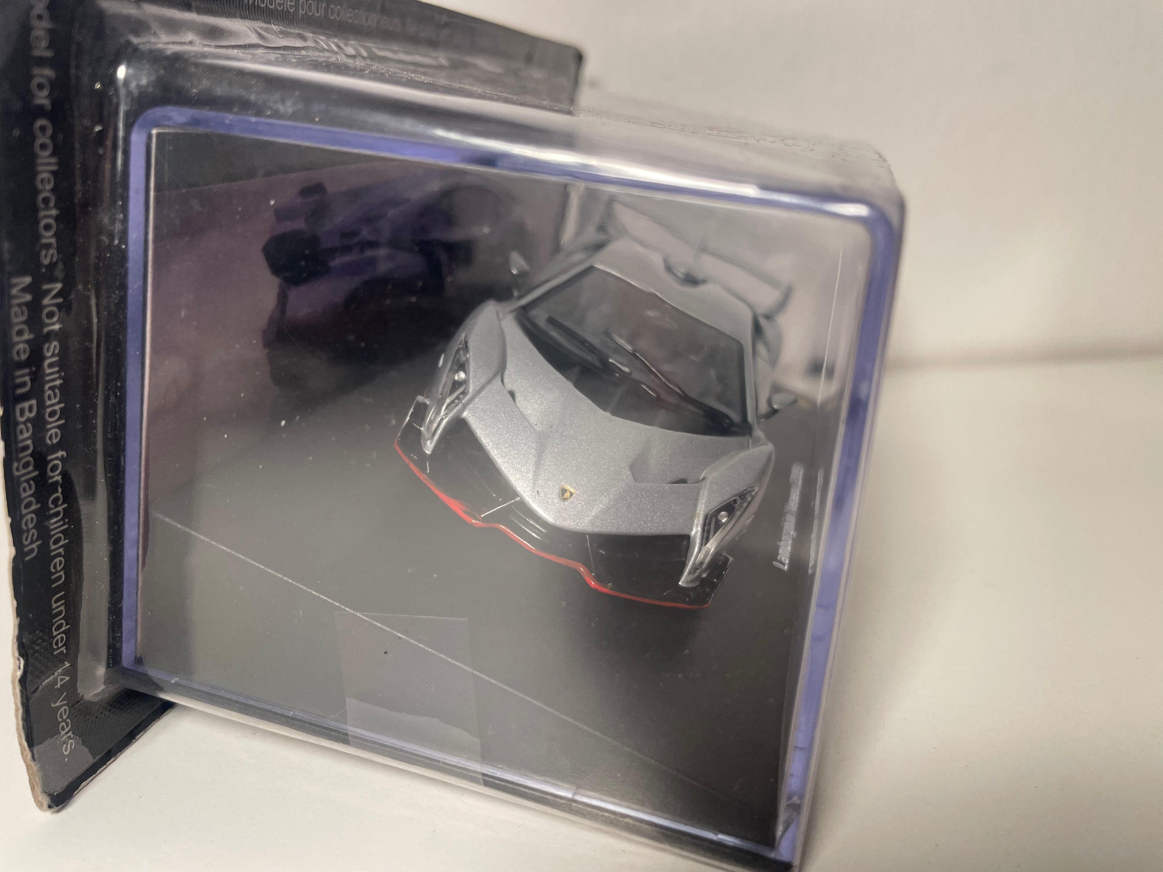 Lamborghini Veneno gro vu 2013