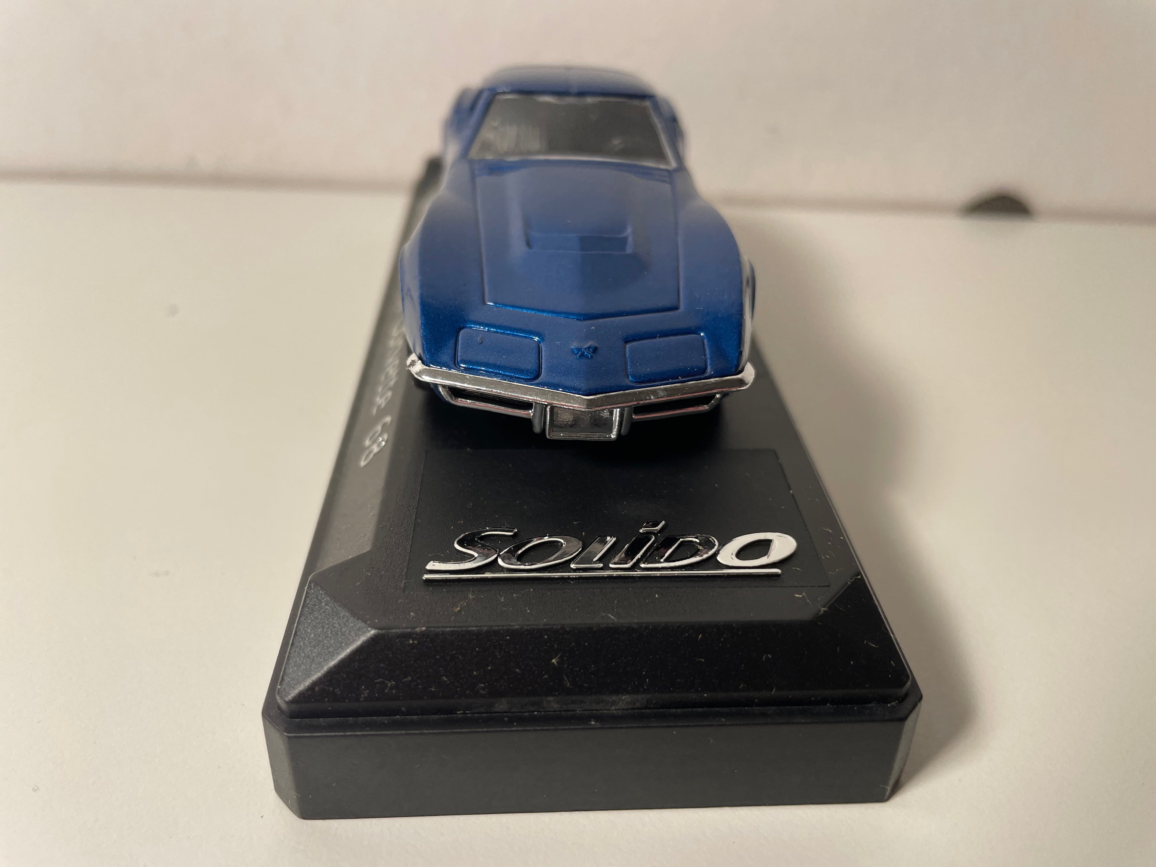 Chevrolet Corvette bleue de 1968 - Solido référence 1813 (voiture américaine)