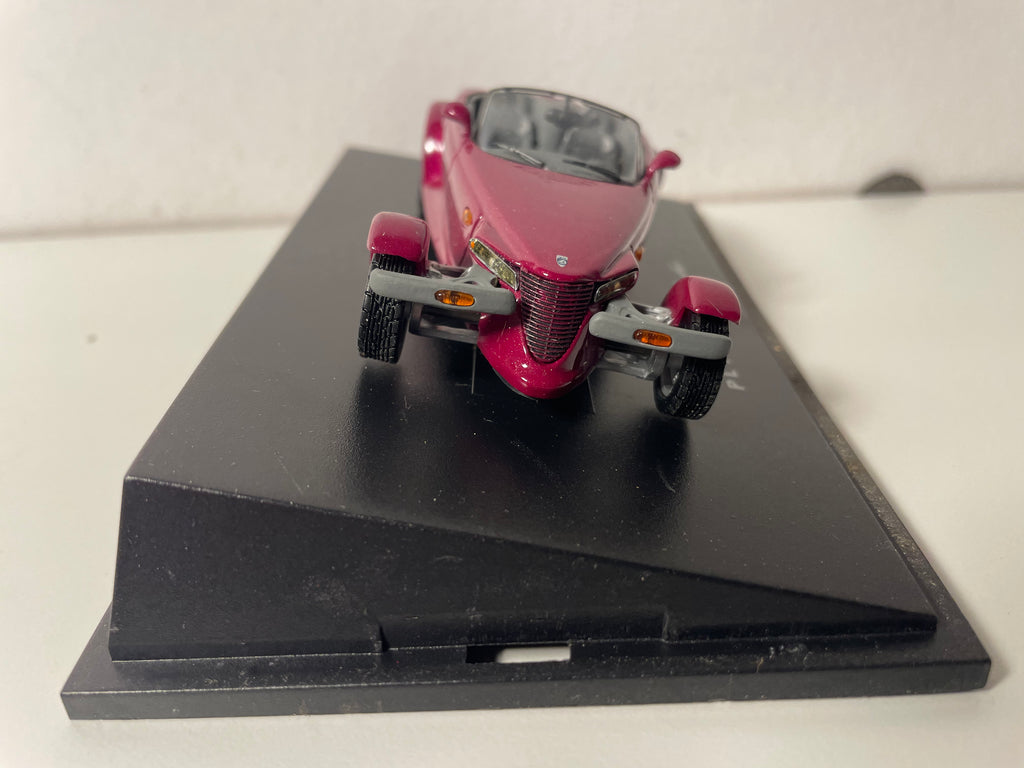Plymouth Power violett - EAGLE'S RACE - UNIVERSAL HOBBIES (amerikanescht Auto)