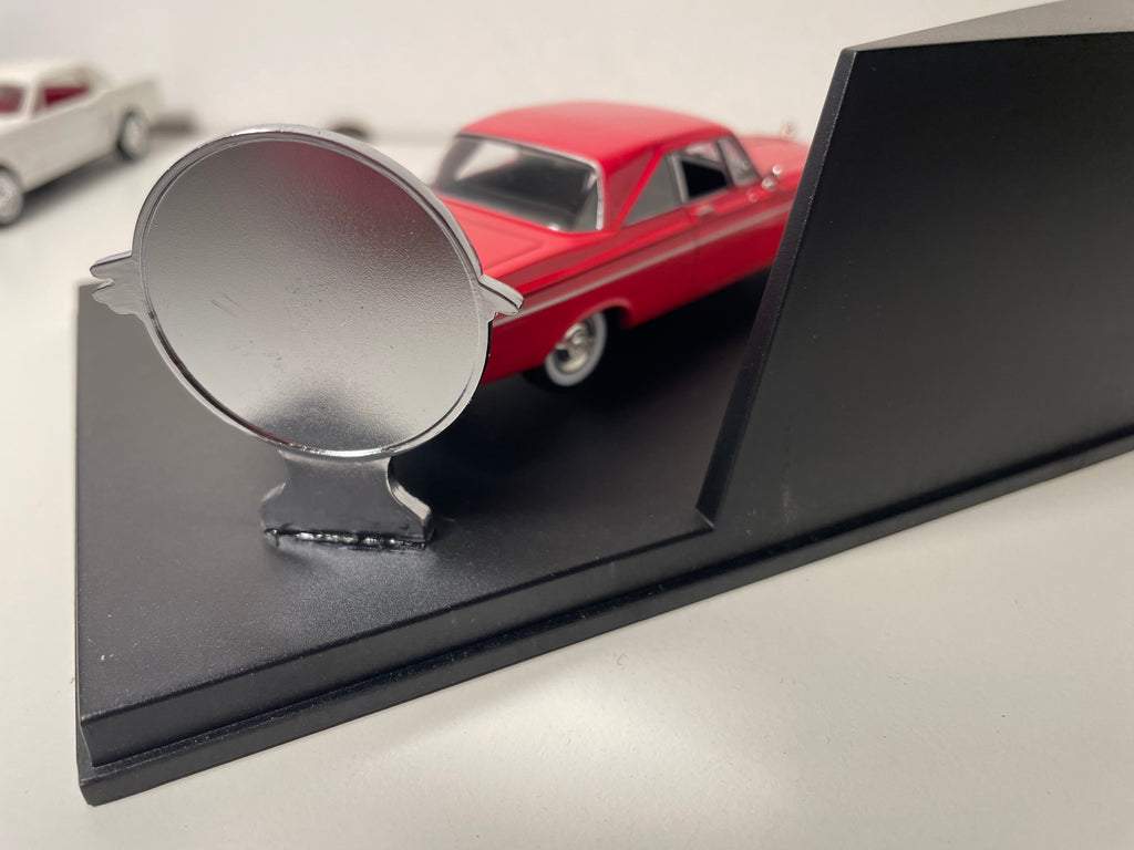 Plymouth Belvedere Vermelho de 1964 - Universal Hobbies (conjunto de caixa retangular (carro americano))
