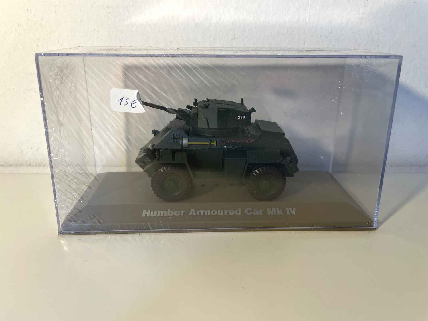Samochód pancerny Humber Mk IV (czołg) - Atlas