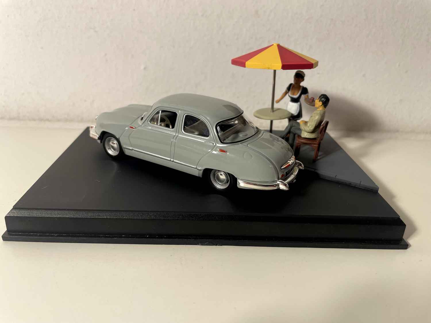 Panhard Dyna Z szary - La Nationale 7 - Trasa niebieska