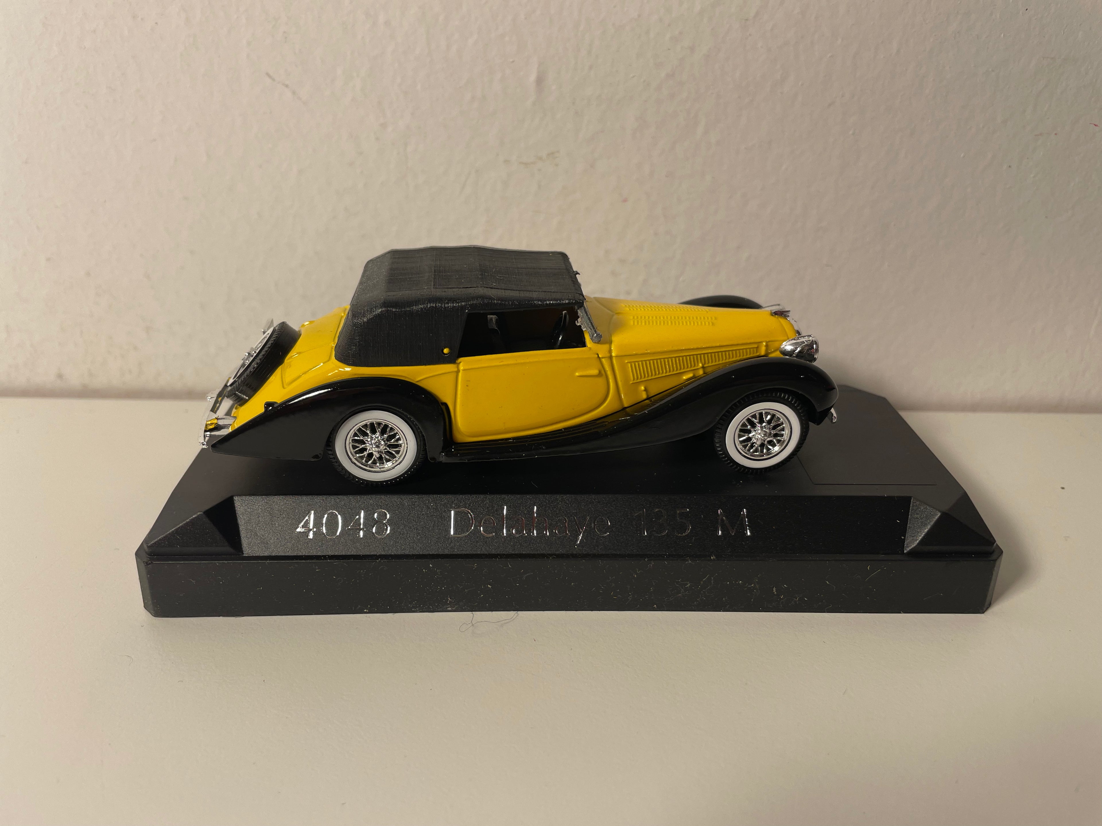 Delahaye 135 M jaune et noir - Solido référence 4048