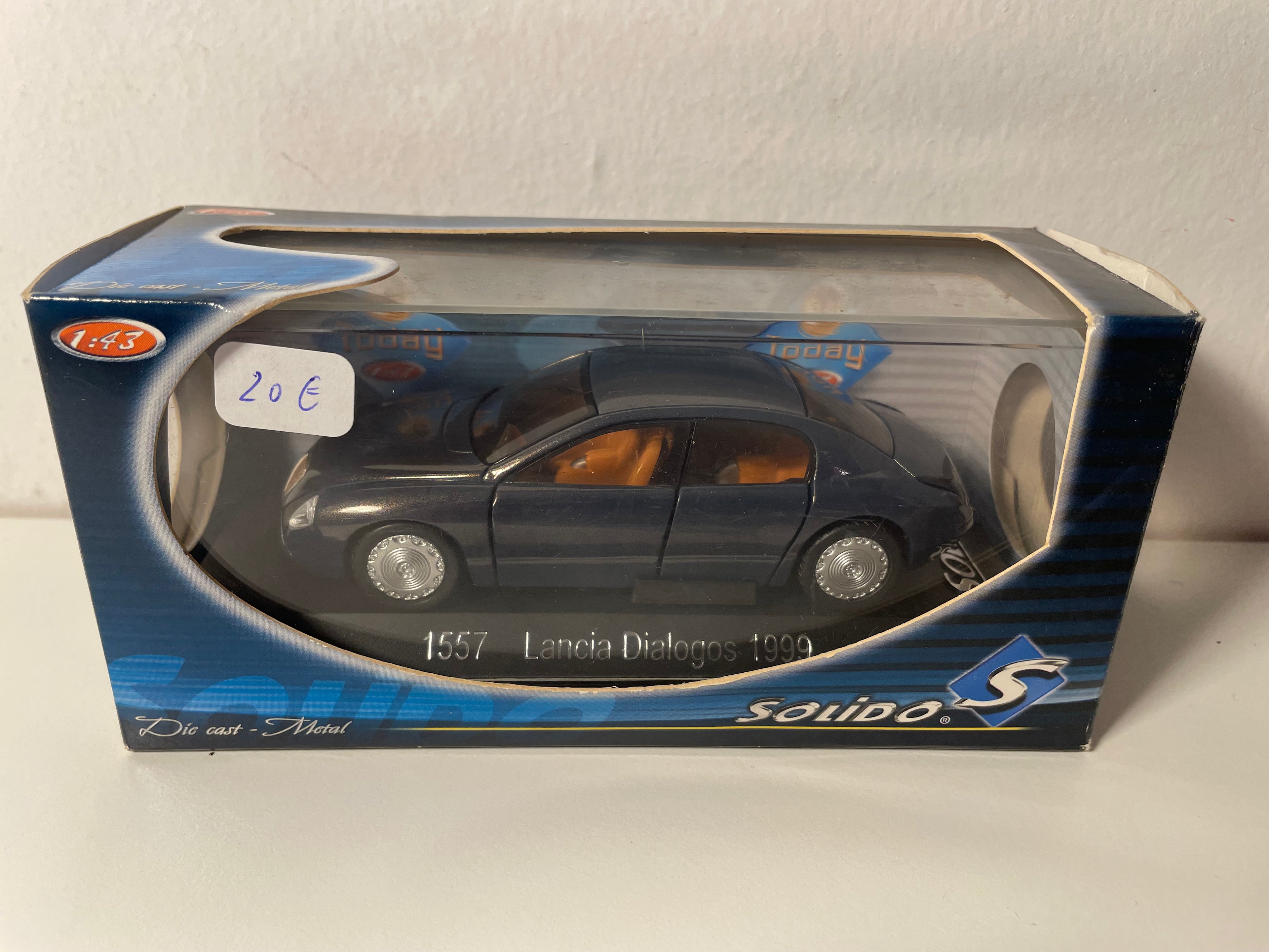 1999 Donkerblauwe Lancia Dialogos - Solido Referentie 1557