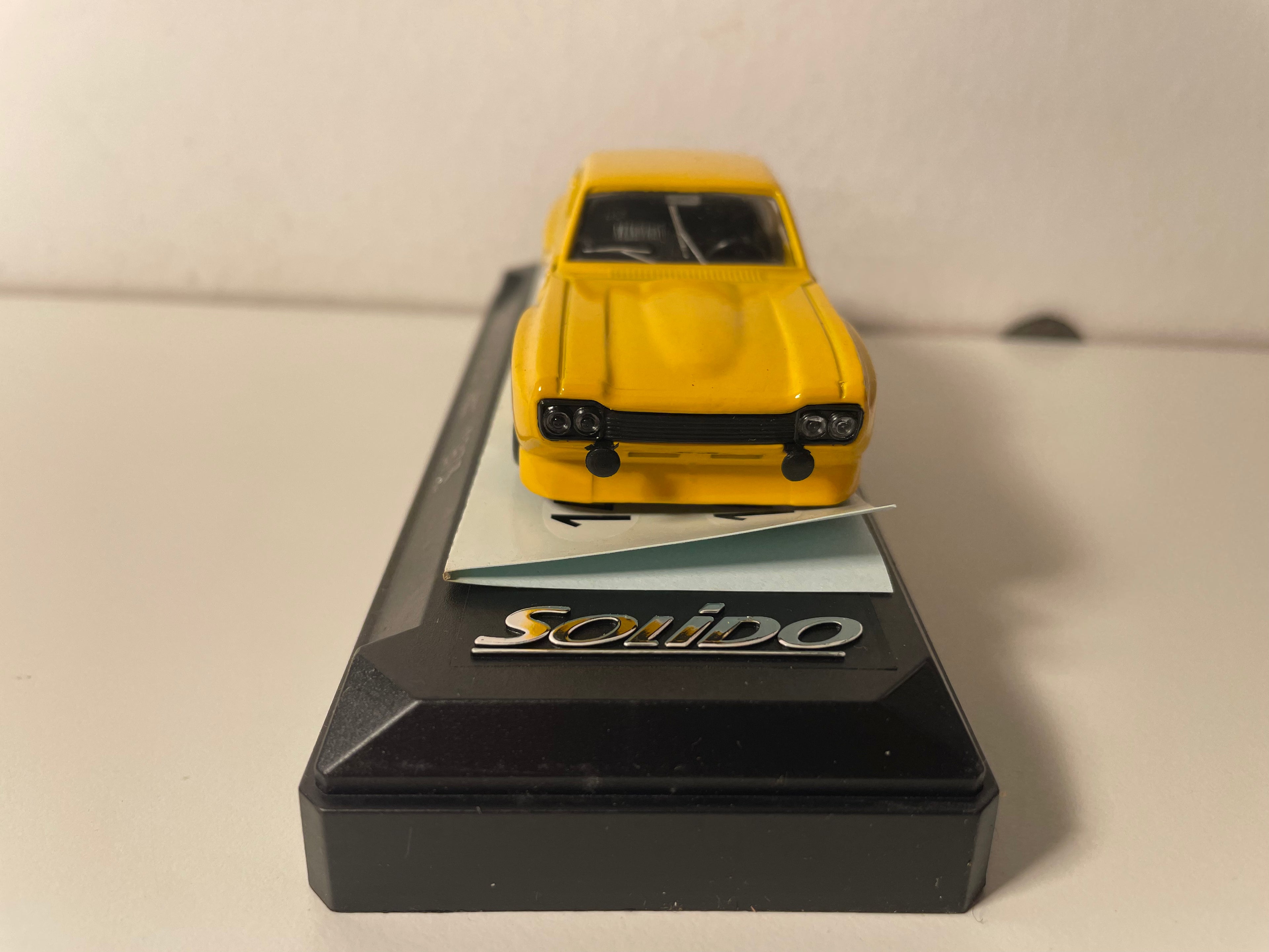 Ford Capri amarillo número 14 de 1973 - Solido referencia 1933