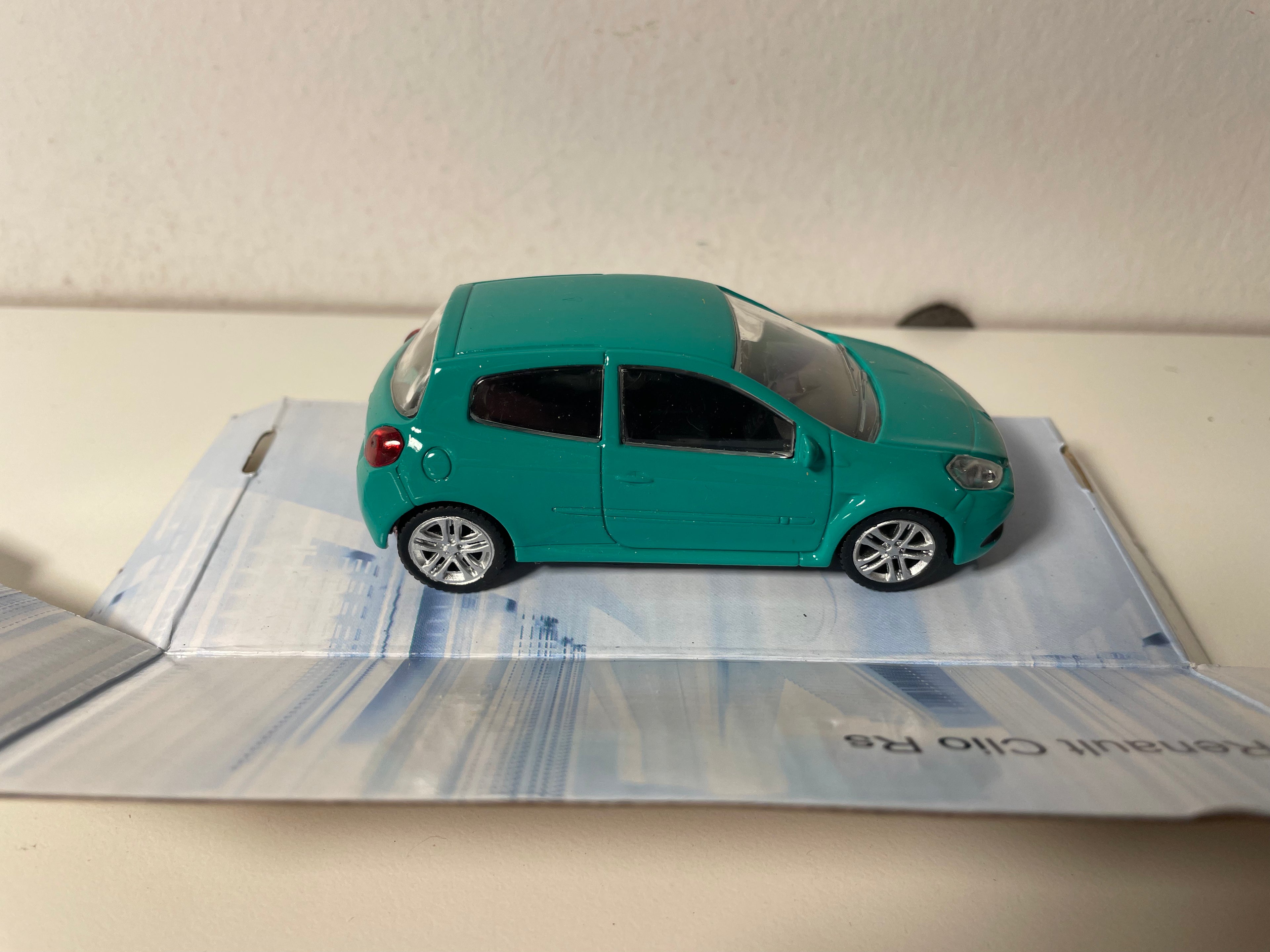 Renault Clio RS groen (plastic auto) - Mondo Motors